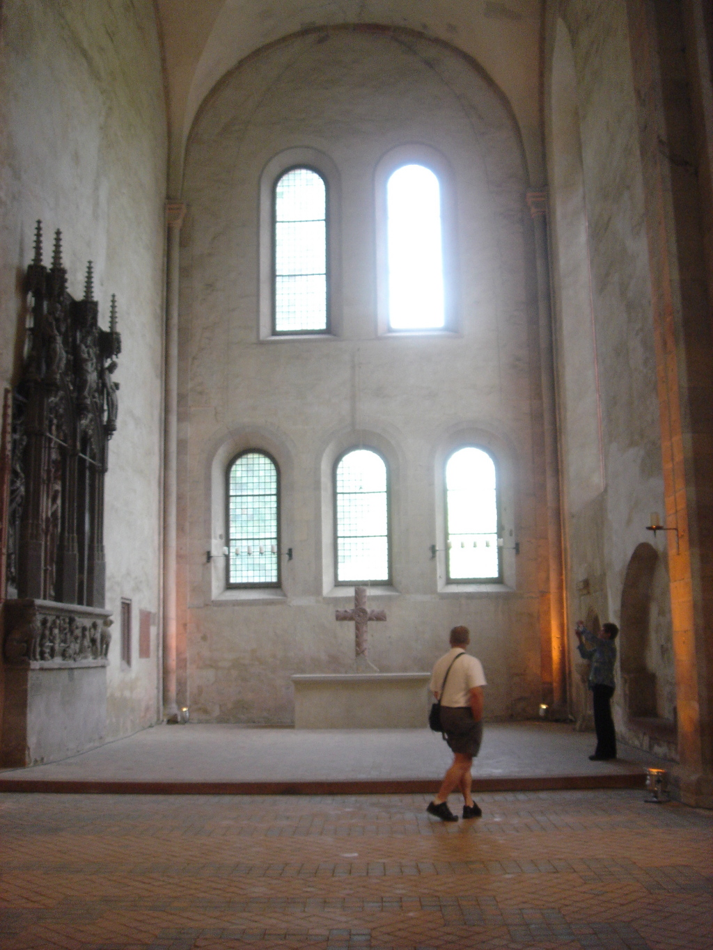 2007/04(April-May-Germany-Italy-Scotland)/05(Eberbach Monastery)/1024x768_2007-05-05-14-Eberbach-Monastery.JPG